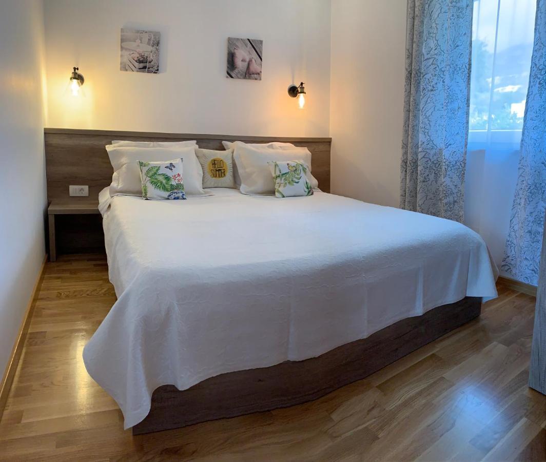 Ive Lole Ribara 38 Apartment เบชิชิ ภายนอก รูปภาพ