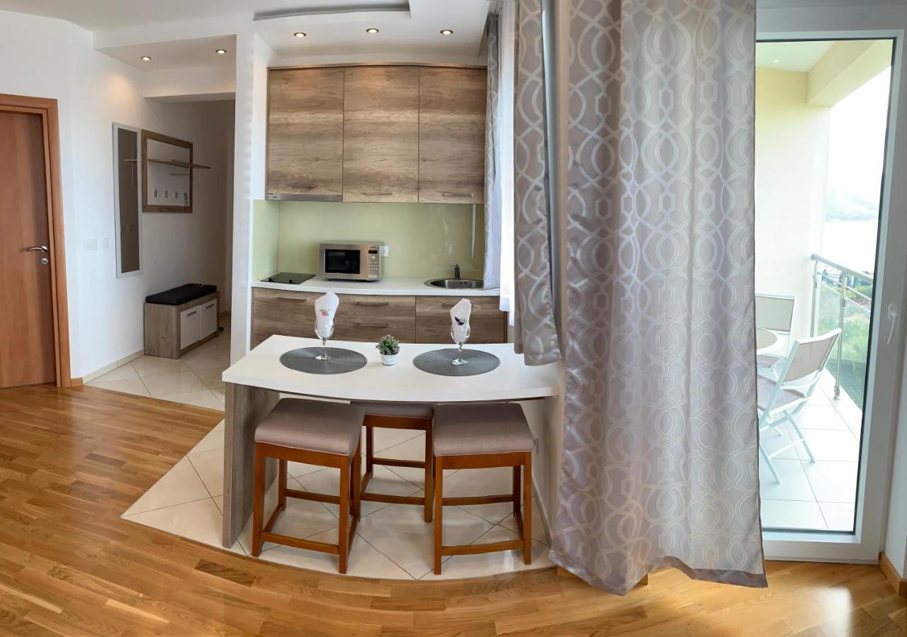 Ive Lole Ribara 38 Apartment เบชิชิ ภายนอก รูปภาพ