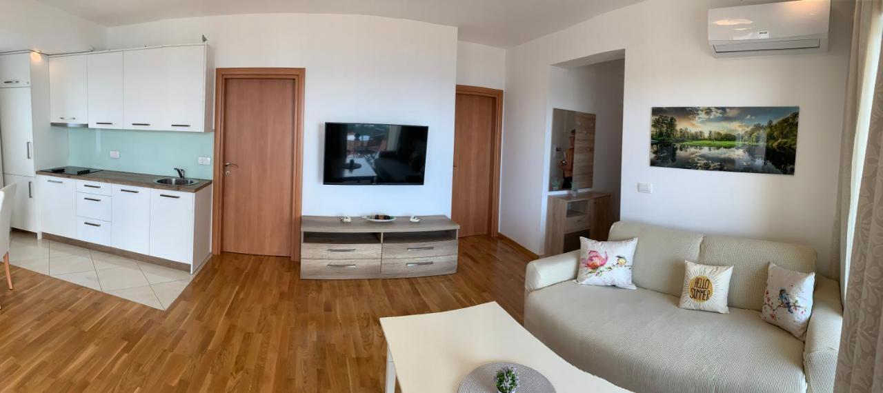 Ive Lole Ribara 38 Apartment เบชิชิ ภายนอก รูปภาพ